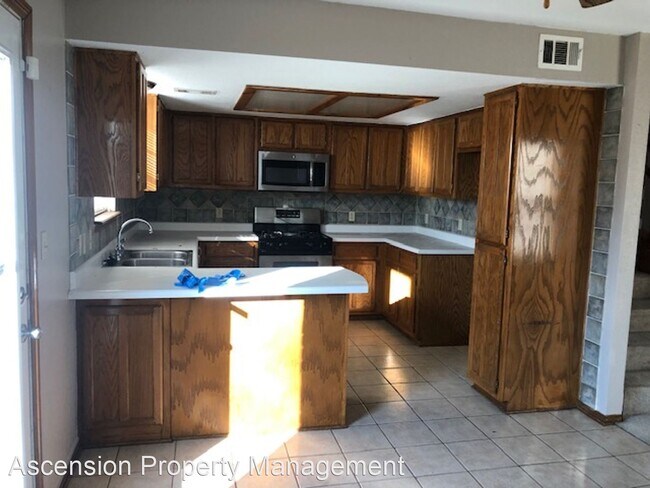 Building Photo - 4 br, 3 bath House - 13086 E 129th St N
