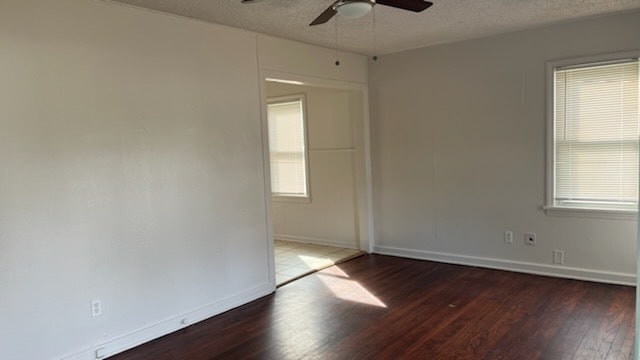 Foto del edificio - 210 W Kittyhawk Dr