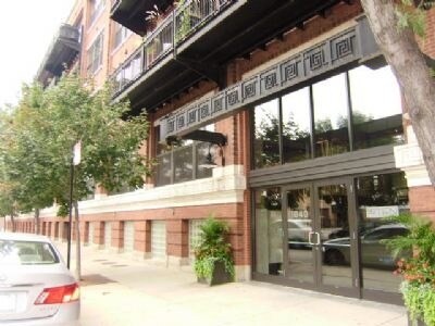 Foto principal - 1040 W Adams St