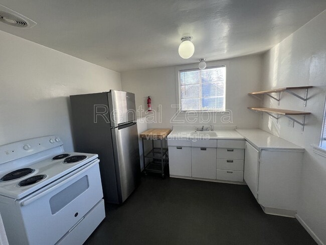 Photo - 2128 K St Townhome