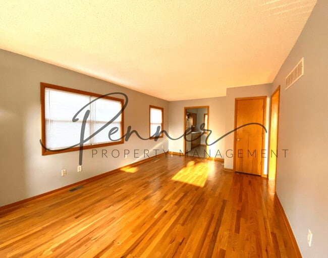 Foto del edificio - 3330 S Oxford Ave
