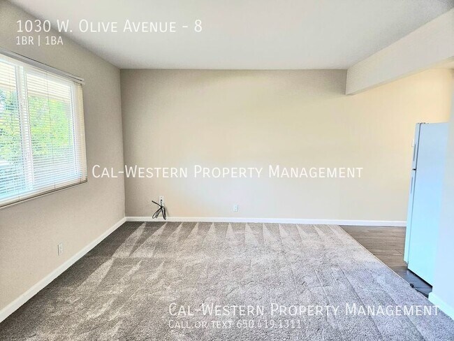 Foto del edificio - Remodeled Upstairs 1 Bed/ 1 Bath Apartment...