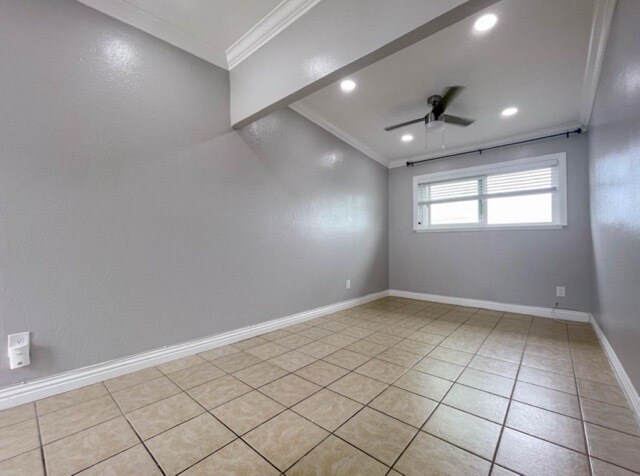 Foto del edificio - 11097 Slater Ave
