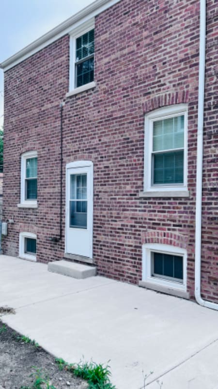 Building Photo - 1760 Orchard St