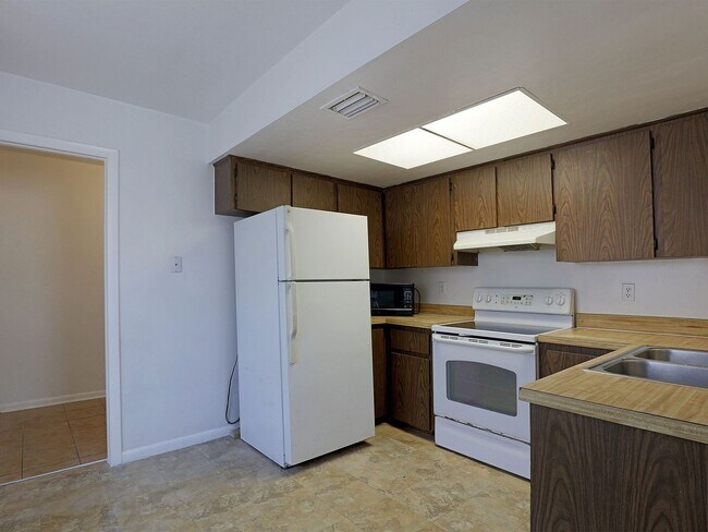 Photo - Duplex Fort Myers 14193 Apartment