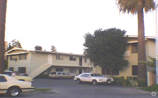 Foto principal - 14425-14431 Adoue Pl