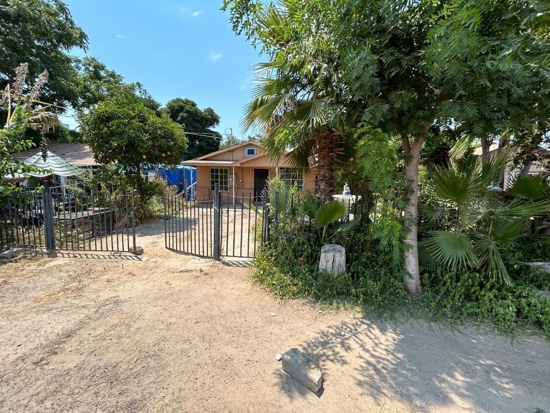 Building Photo - Cute 1 Bedroom / 1 Bathroom for rent $1,295