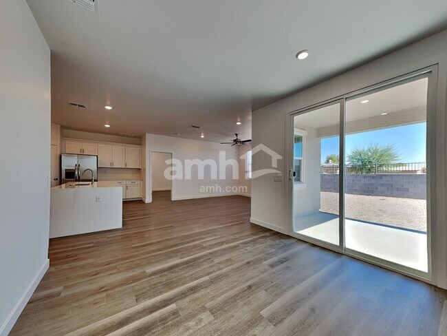 Foto del edificio - 20177 W Thomas Rd