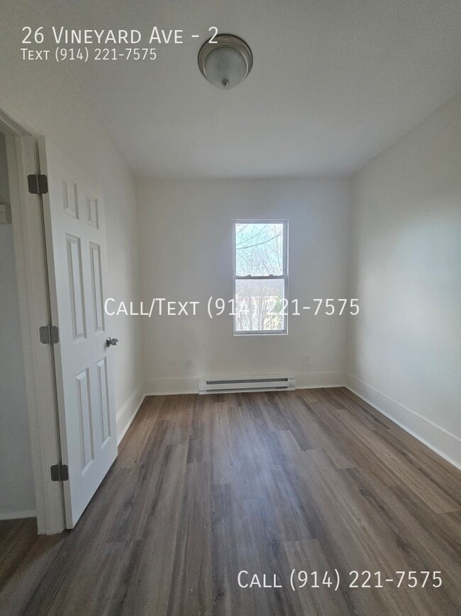 Building Photo - 26 Vineyard Ave