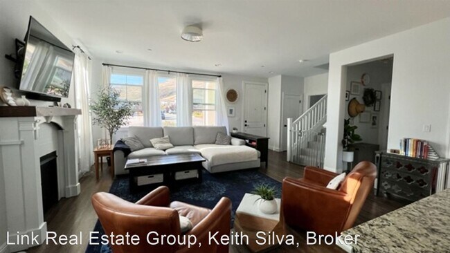 Foto del edificio - 3 br, 2 bath House - 457 Junipero Way