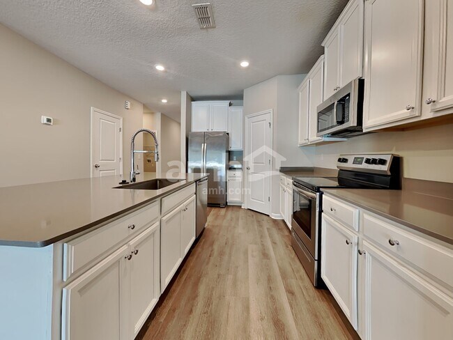 Foto del edificio - 225 Stone Arbor Ln