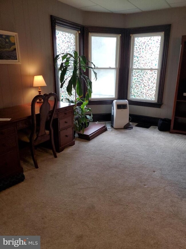 Foto del edificio - 212 Helms Ave