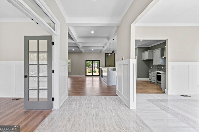 Foto del edificio - 1705 Littlebrook Ct