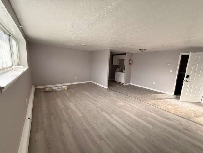 Building Photo - 13540 Superior Rd