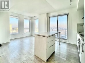 Building Photo - 8 Rouge Valley Dr W