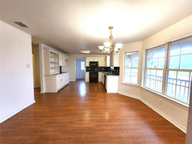Foto del edificio - 3701 Haynes Rd