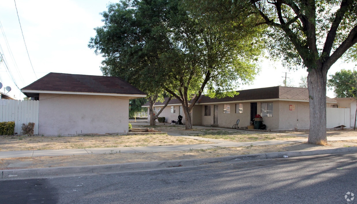 Building Photo - 320-326 W Kimball Ave