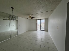Building Photo - 920 NE 169th St