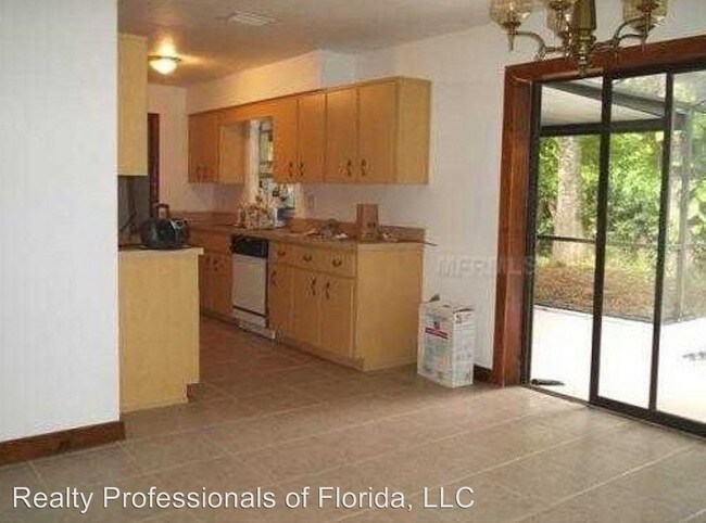 Building Photo - 439 Nan Dell Ave