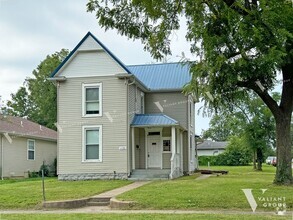 Building Photo - 1130 W Florida St