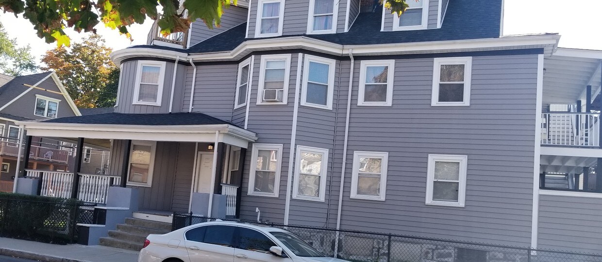 Foto principal - 69 Greenwood St