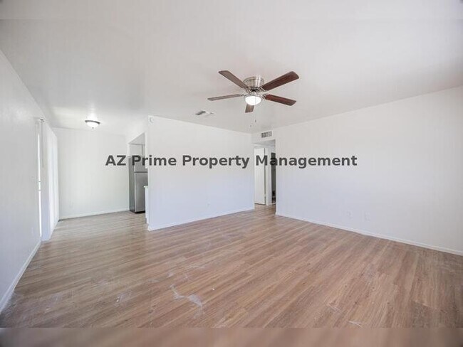 Foto del edificio - 925 W Peoria Ave