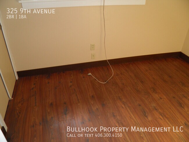 Building Photo - 2 bedroom 1 bath apartment