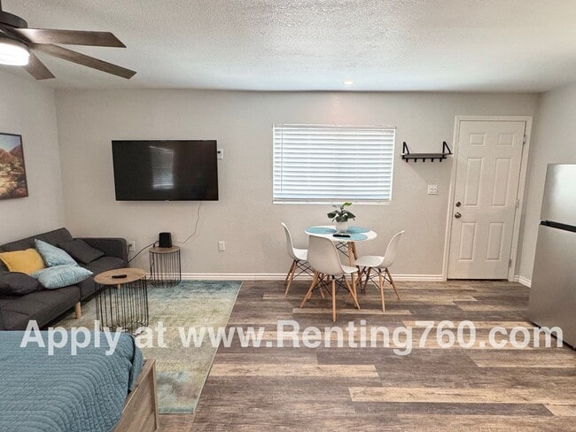 Building Photo - Updated & Furnished Studio Near Military Base