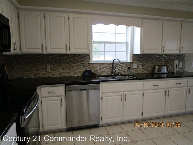 Building Photo - 4 br, 3 bath House - 2872 Tupelo Drive