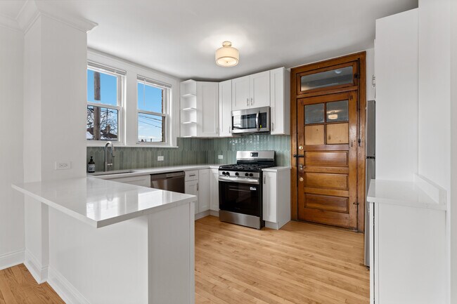 Foto del edificio - 5408 W George St