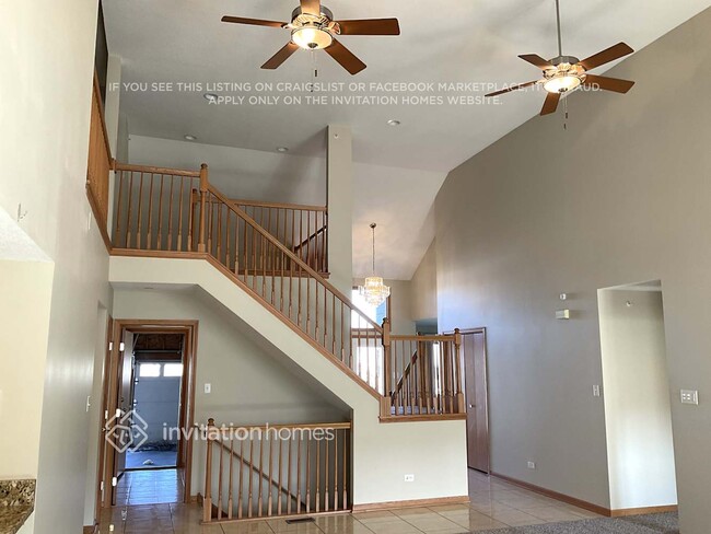 Building Photo - 1021 Amlin Terrace