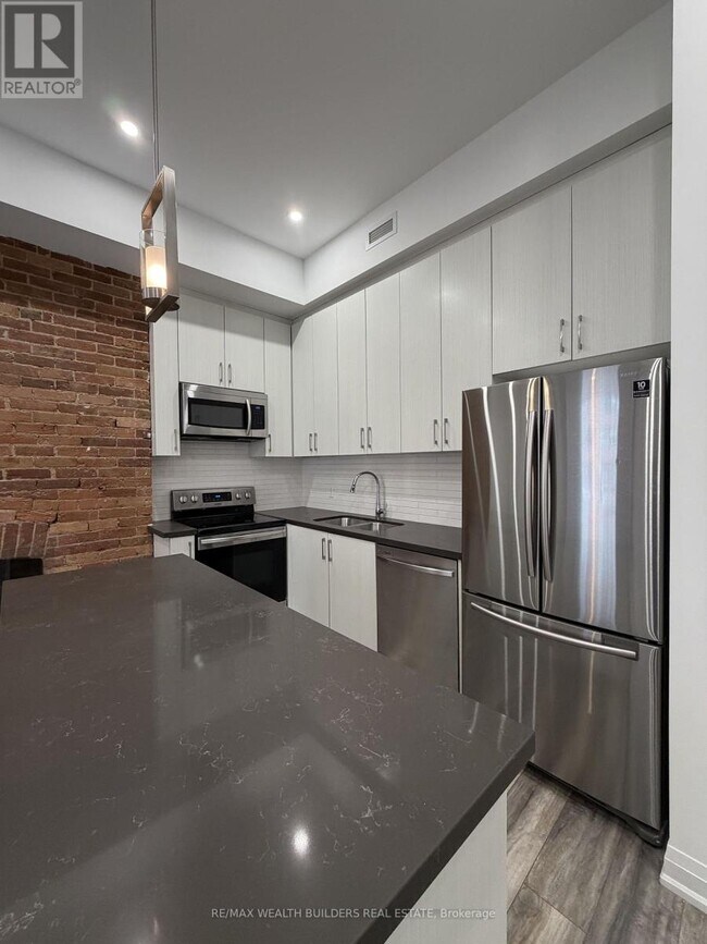 Photo du bâtiment - 217 Jarvis St