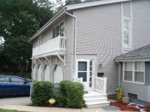 Building Photo - 327 Carthage Ct