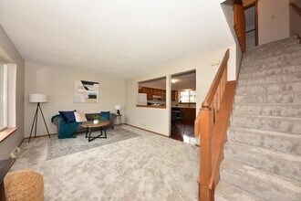 Building Photo - W163N11528 Windsor Ct