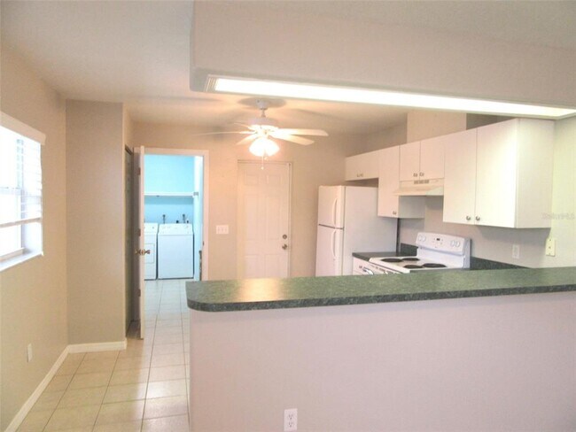 Foto del edificio - 1088 Nomad Rd