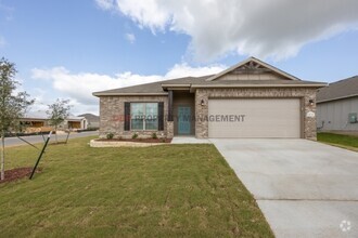 Building Photo - 1402 Shadow Hl Ln