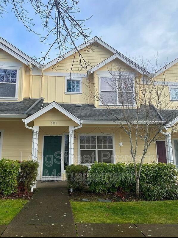 Building Photo - 3005 NW Shooting Star Dr