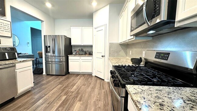Foto del edificio - 9350 Darby Knoll Wy