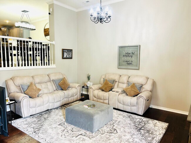 Foto del edificio - Beautifully Updated, Close to Fort Riley!