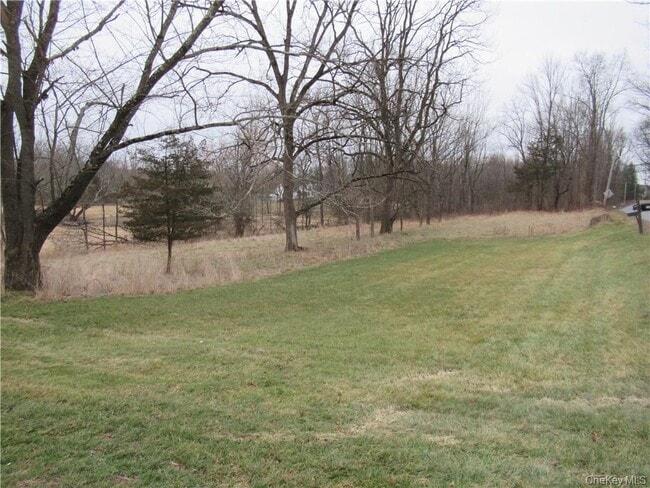 Foto del edificio - 198 Big Island Rd