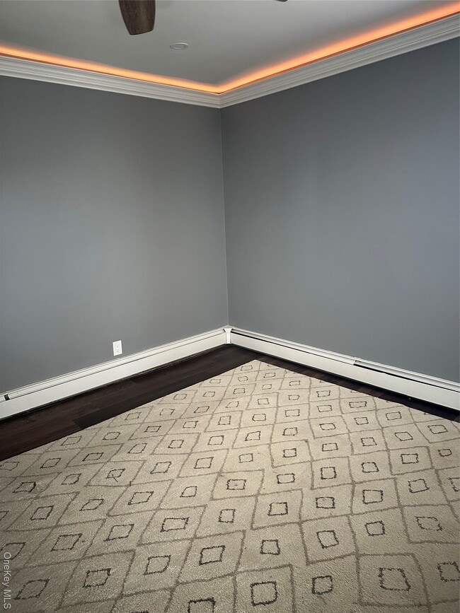 Foto del edificio - 55 Tulip Ave