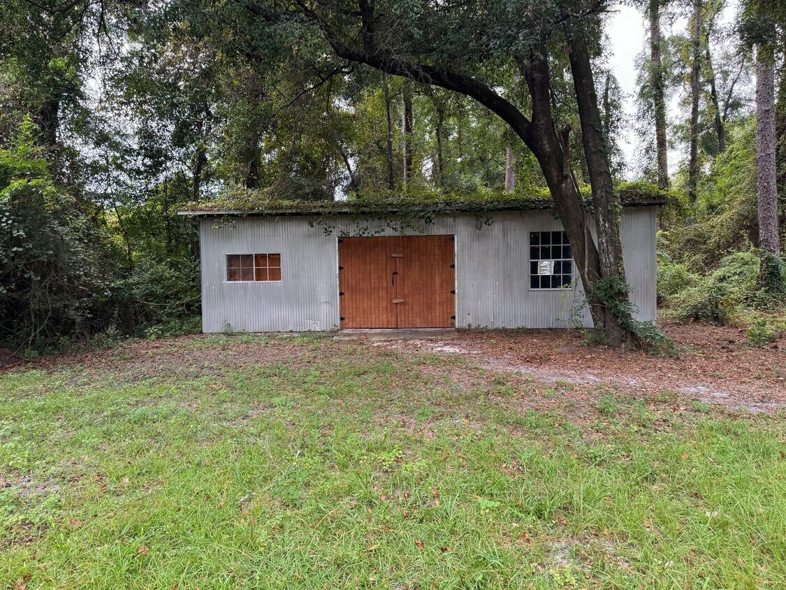Building Photo - Rental in Wakulla Station