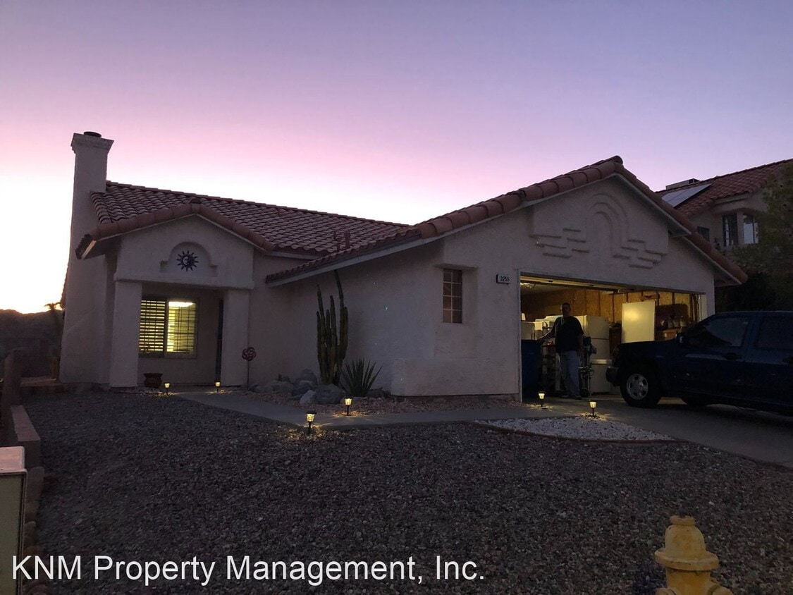 Primary Photo - 3 br, 2 bath House - 3255 Canyon Terrace Dr.