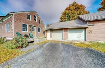 Building Photo - 189 Blissville Rd
