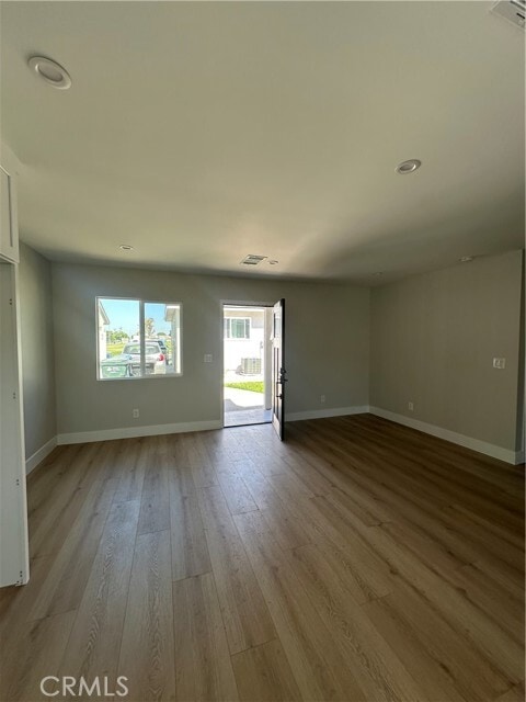 Building Photo - 5776 Lockheed Ave
