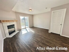 Building Photo - 5445 Fiesta Ln