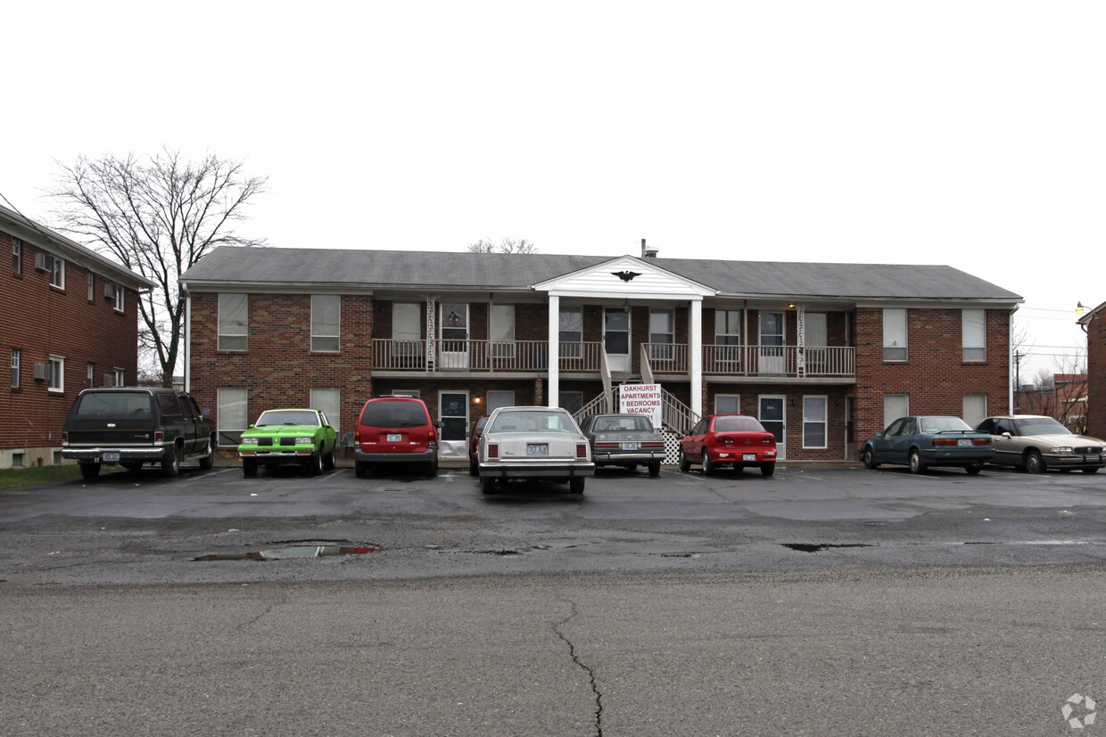 Primary Photo - Oakhurst Apartments