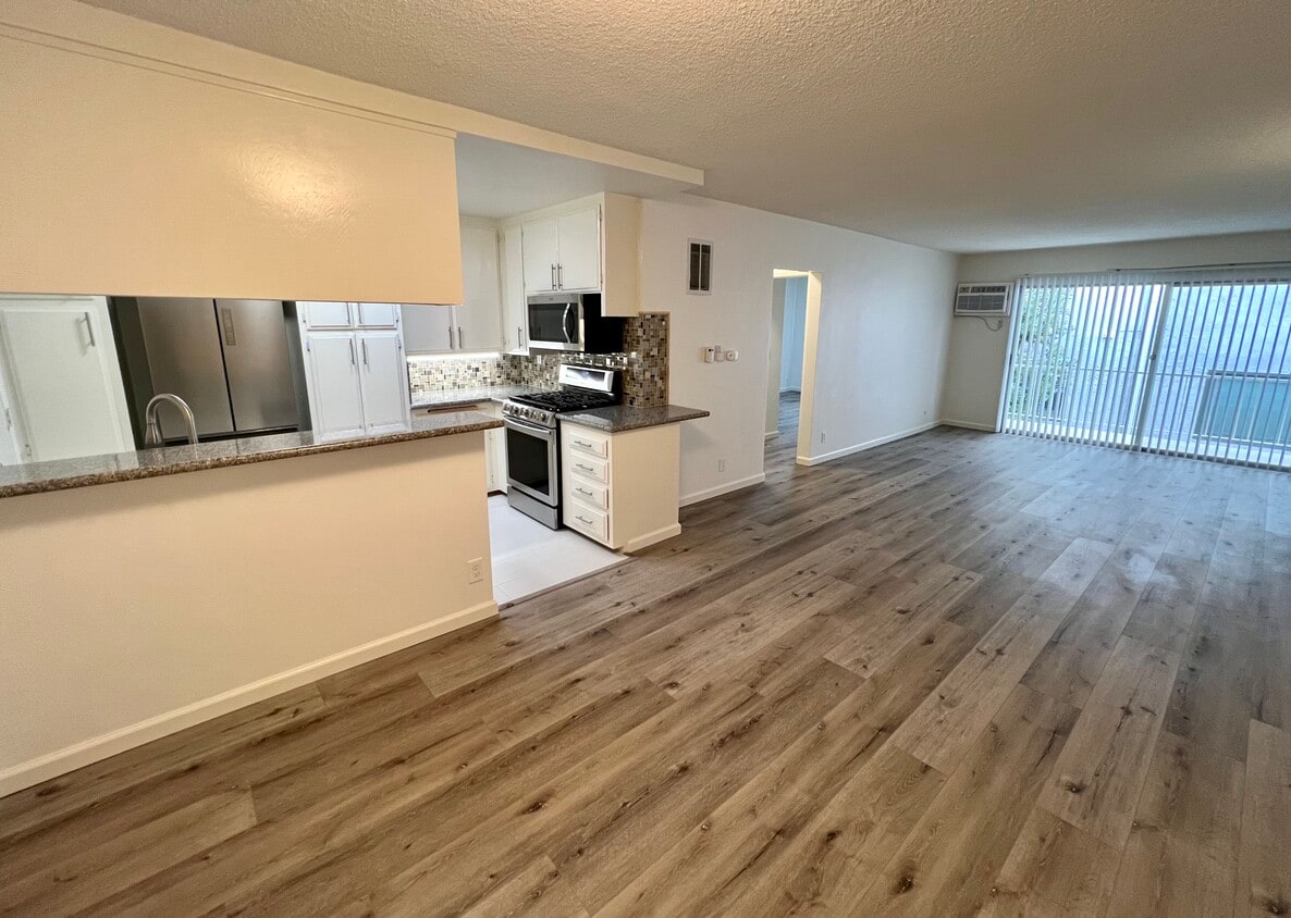 814 S Wooster St, Los Angeles, CA 90035 Apartments in Los Angeles, CA