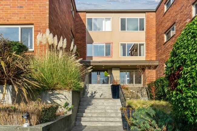 Building Photo - Apollo Condos - 1 bedroom