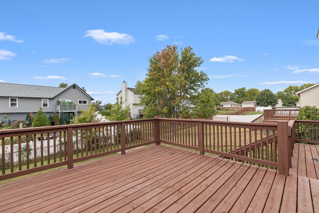 Building Photo - 679 Dundee Ct
